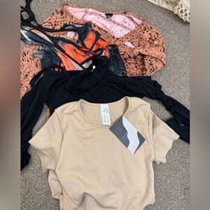 Medium Tops Bundle less then $20